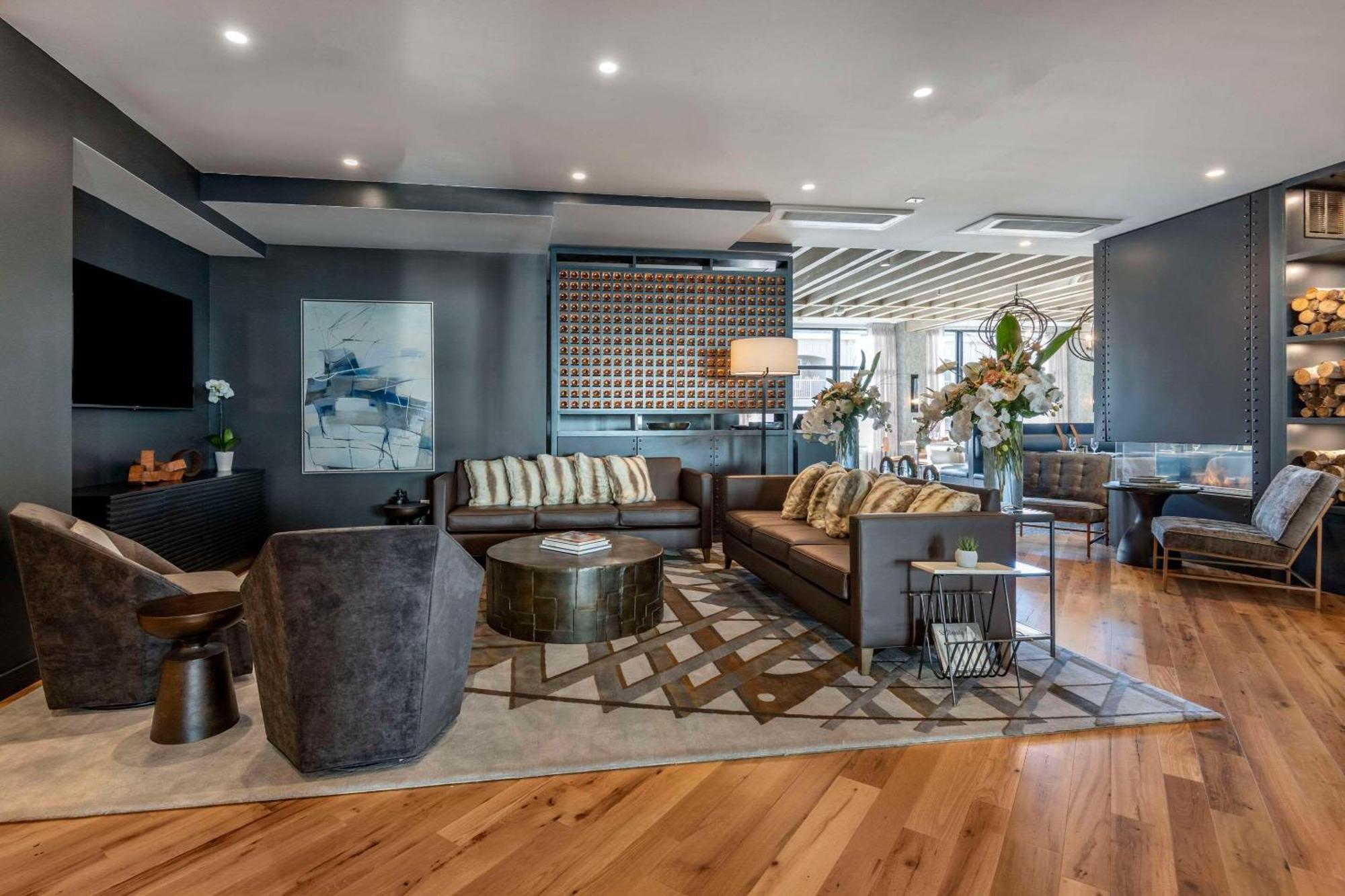 Cambria Hotel Portland Downtown Old Port المظهر الخارجي الصورة